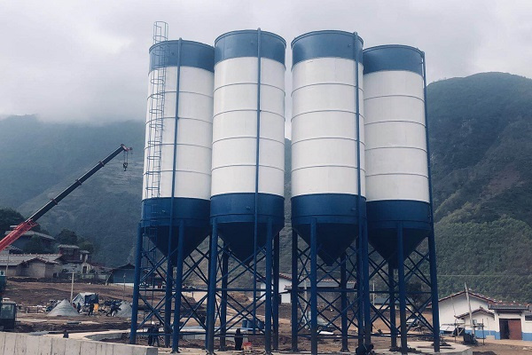 水泥罐